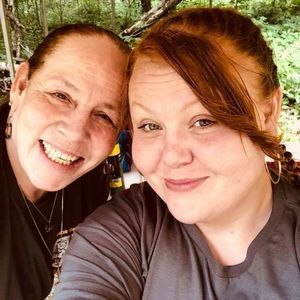 Meet your Posher, Sharon